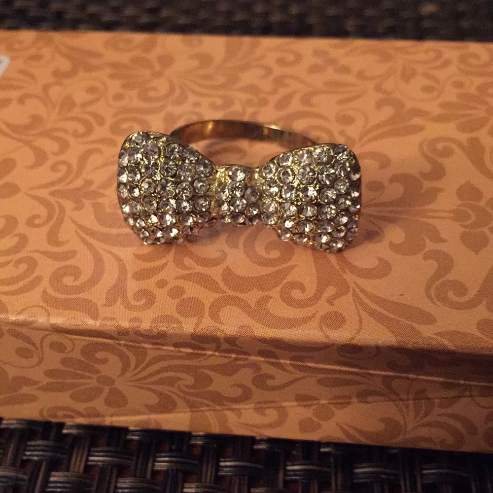 Bow ring